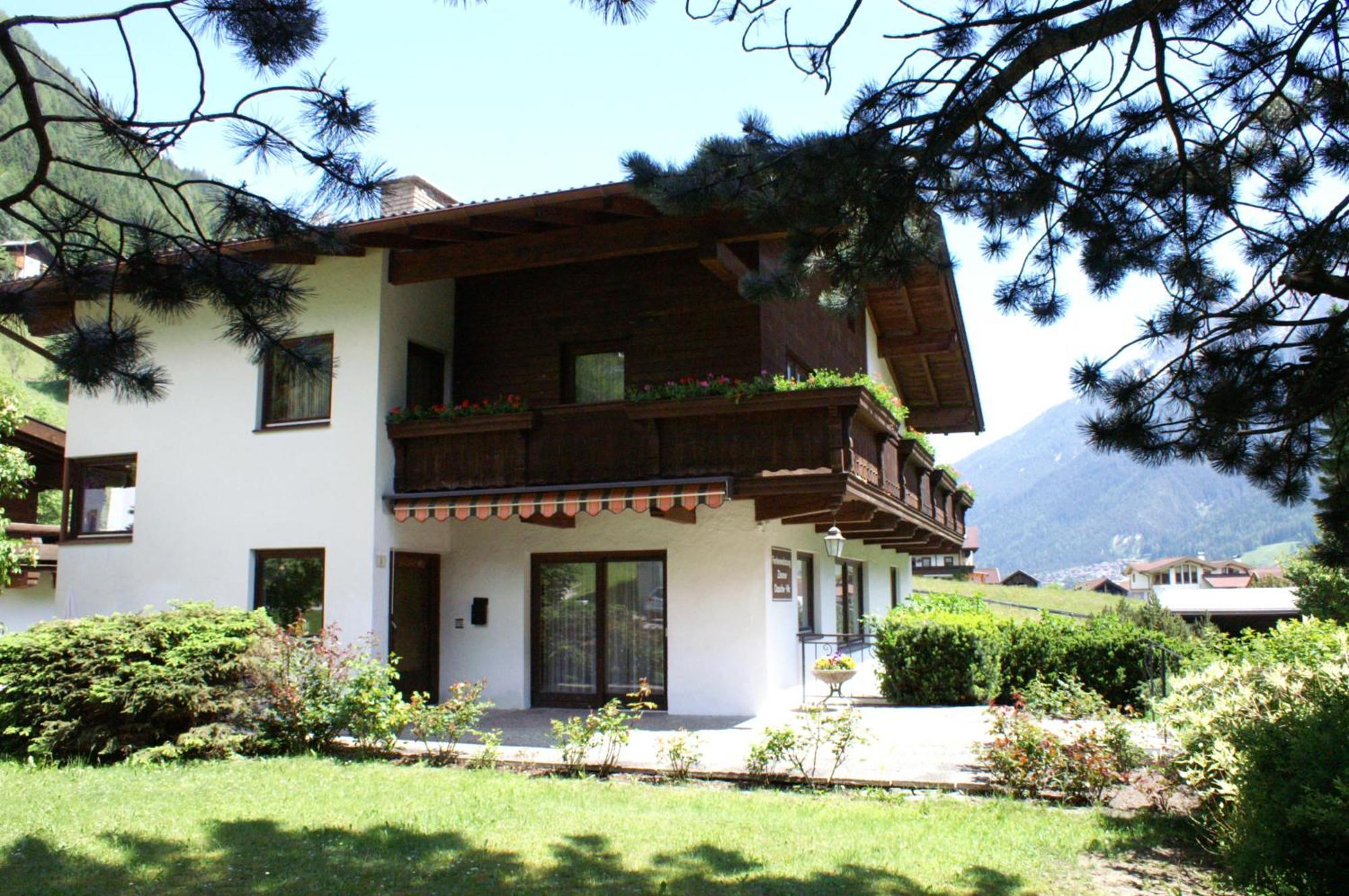Ferienwohnung Zita Weber Neustift im Stubaital Exterior photo